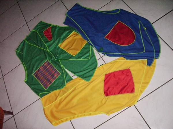 28 gilet clown